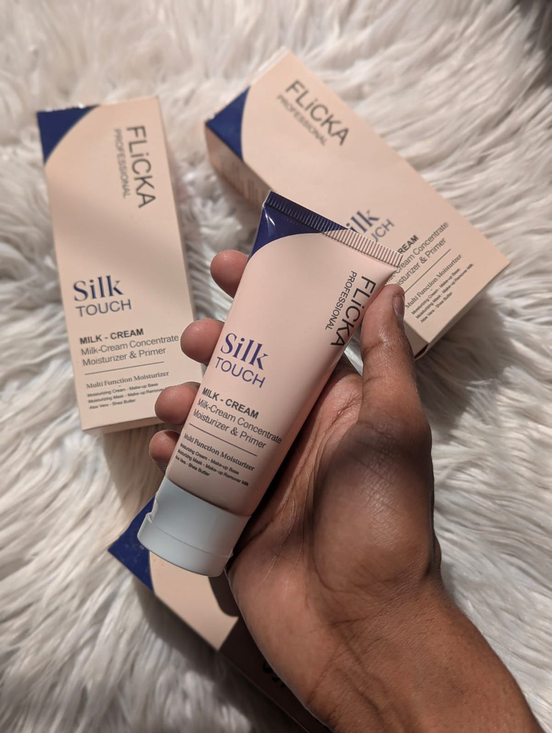 Original Flicka Silk Touch milk cream Moisturiser & Primer
Made in India 🇮🇳