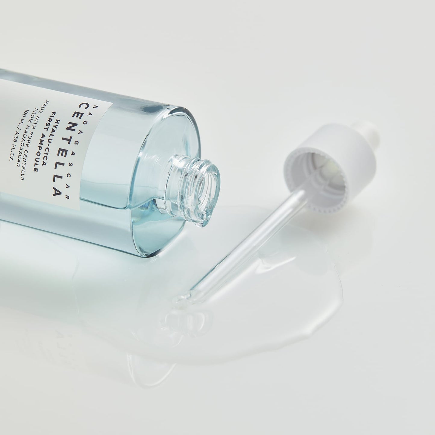 Madagascar Centella, Hyalu-Cica First Ampoule, 3.38 fl oz (100 ml)